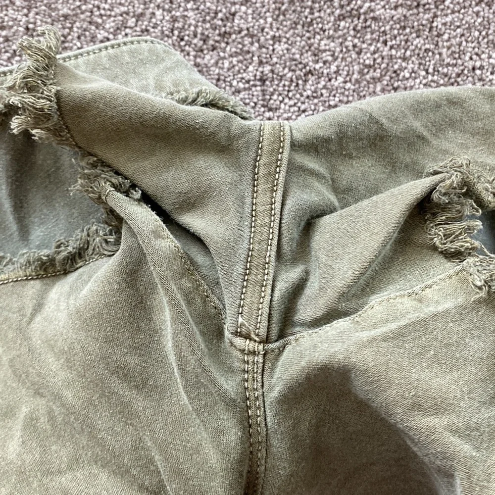 Michael Kors Olive Green Studded Denim Shorts Distressed Raw Hem SIZE 10